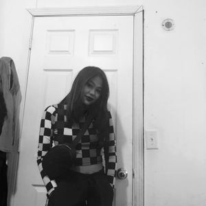 Meet your Posher, Nikki